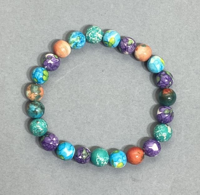 Bransoletka z varyscytu (sztuczny) gładka kulka, średnica 8 mm ±, długość 18 cm ±, na bazie stretch