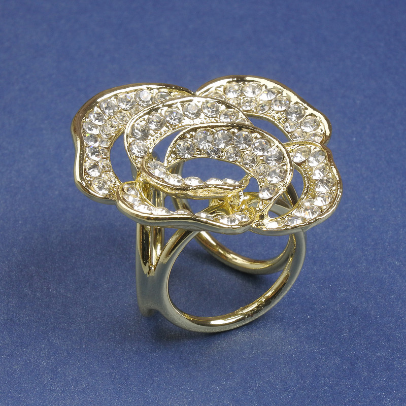 Broszka-zacisk do szalików i chustek, białe kryształy, kwiat, 33 mm ±, złoty metal, klips, średnica 22 mm+