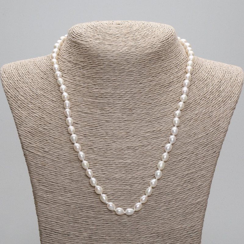 Naszyjnik z naturalnych pereł rzecznych 7,5–8×6 mm, długość 45 cm ± 5 cm przedłużający łańcuszek