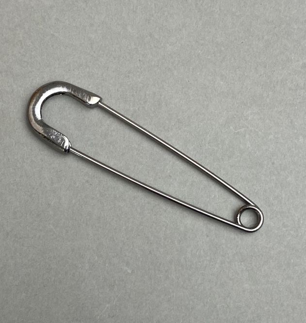 Broszka-szpilka 20×77 mm ± kolor metalu: ciemna stal