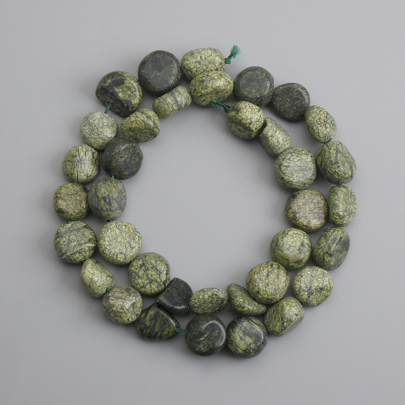 Koraliki z serpentynu galetowane, średnica 9–13×10–12 mm, długość 37 cm +