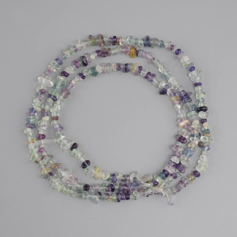Koraliki fluoryt kruszywka, średnica 4-9x2-4 mm +-, długość 80 cm +-