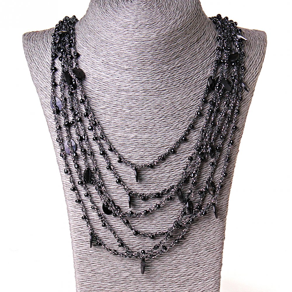 Naszyjnik Pajęczyna z owalnymi zawieszkami, czarny, długość 70 cm