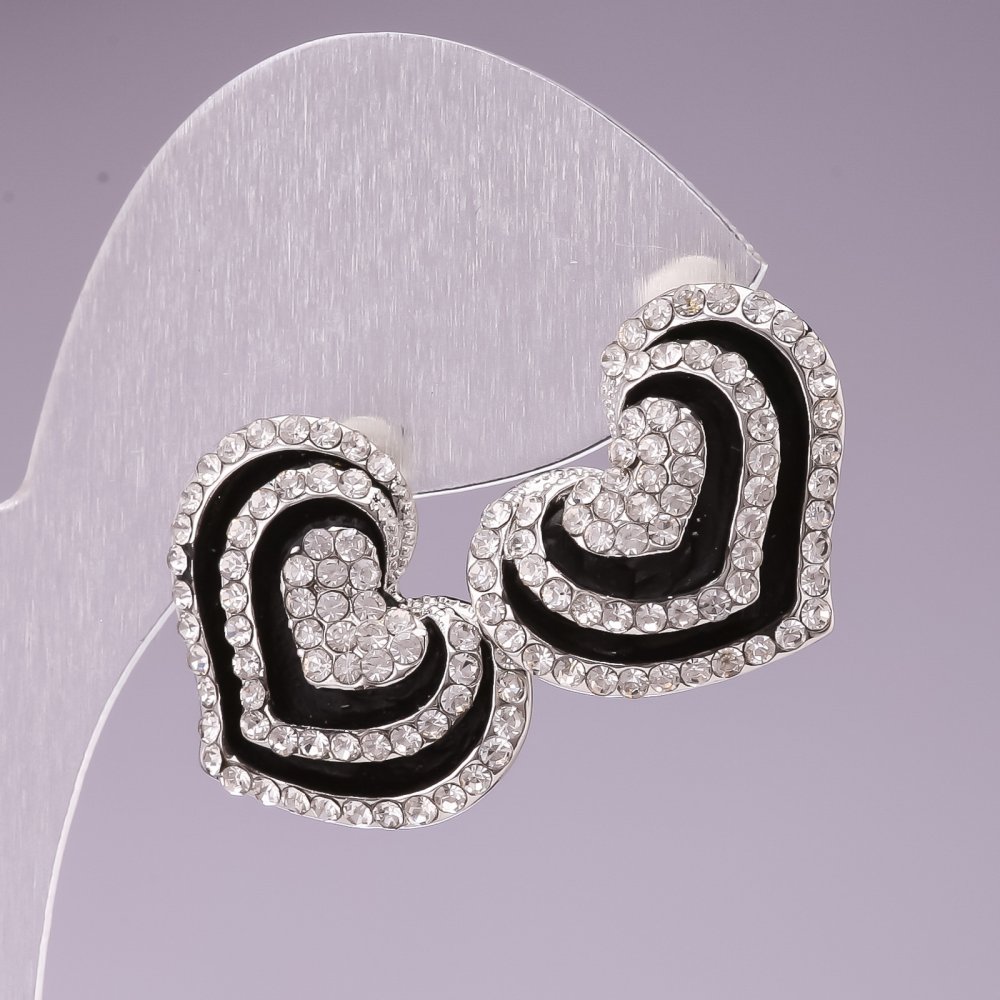 Kolczyki sztyfty 'Serce' wieczorowe / czarna emalia / białe kryształy / metal w kolorze srebra / 25 mm