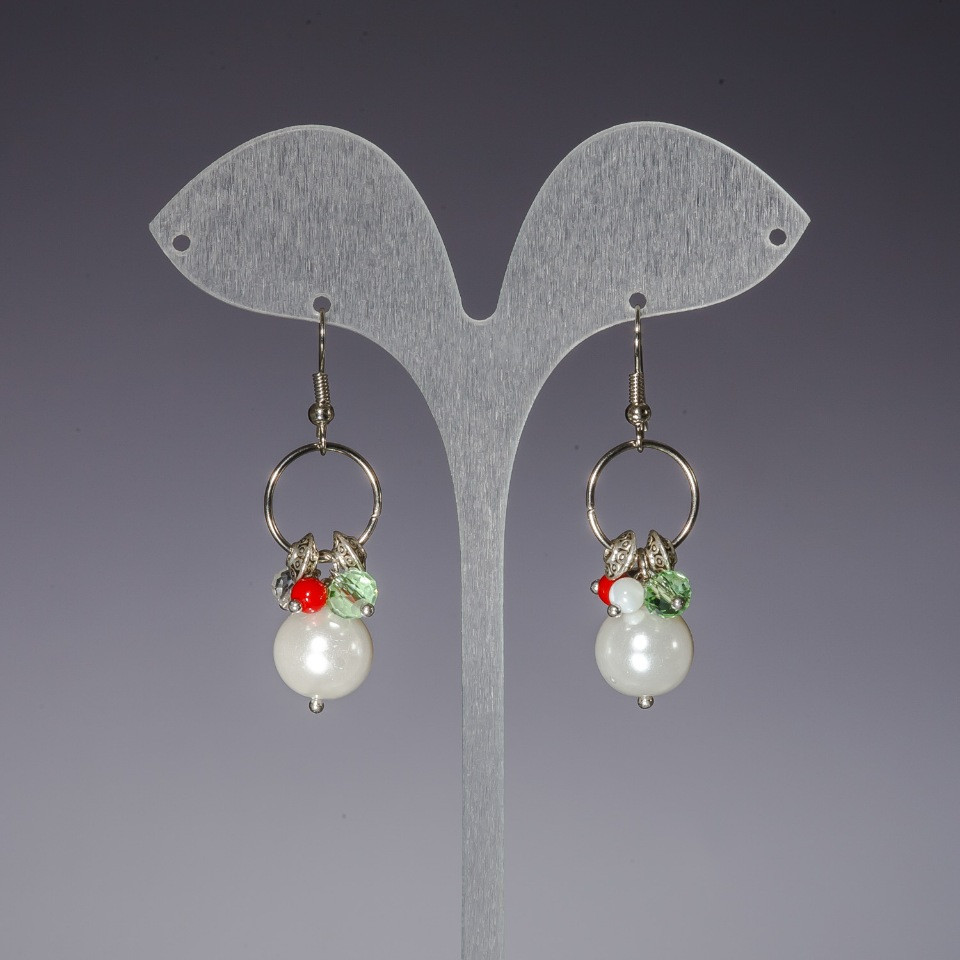 Długie kolczyki «Perły na pierścieniach» ( dla nich ), o długości 4,5 cm