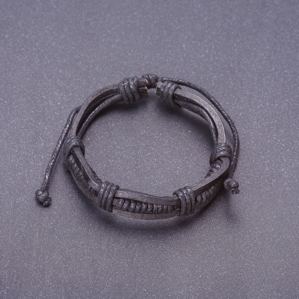 Bransoletka „Śledopit” czarna ekoskóra na regulowanym zapięciu