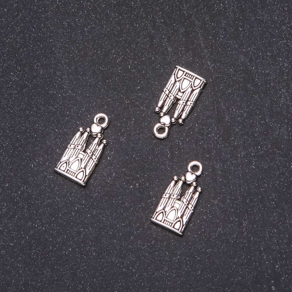 Wisiorek Zamek 9×19 mm, opakowanie 20 g ± 18 sztuk