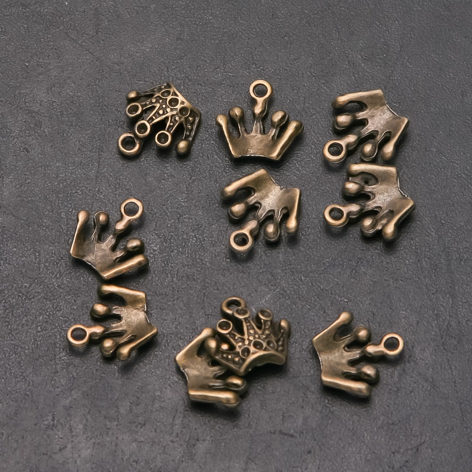 Zawieszka koronowa, średnica 12 mm, długość 13 mm, średnica 1,5 mm, opakowanie 20 g, 28 szt. (±)