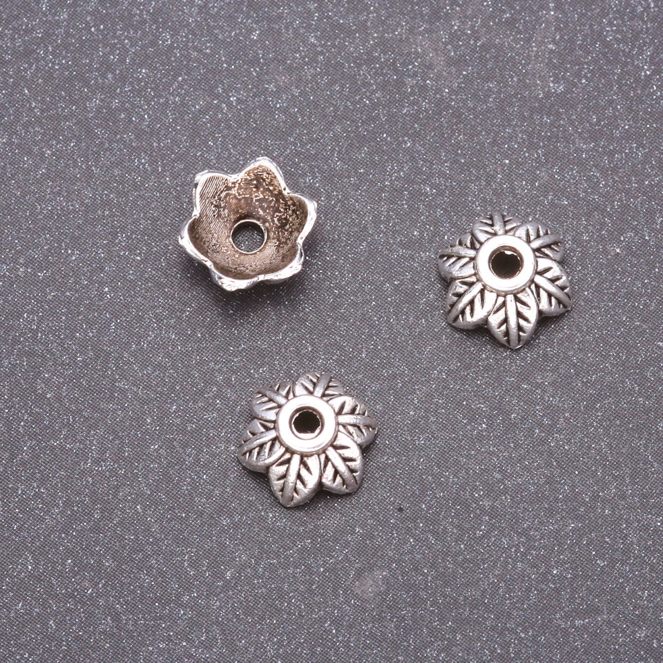 Końcówka do galanterii, średnica 8 mm, opakowanie 20 g, +/- 46 szt.