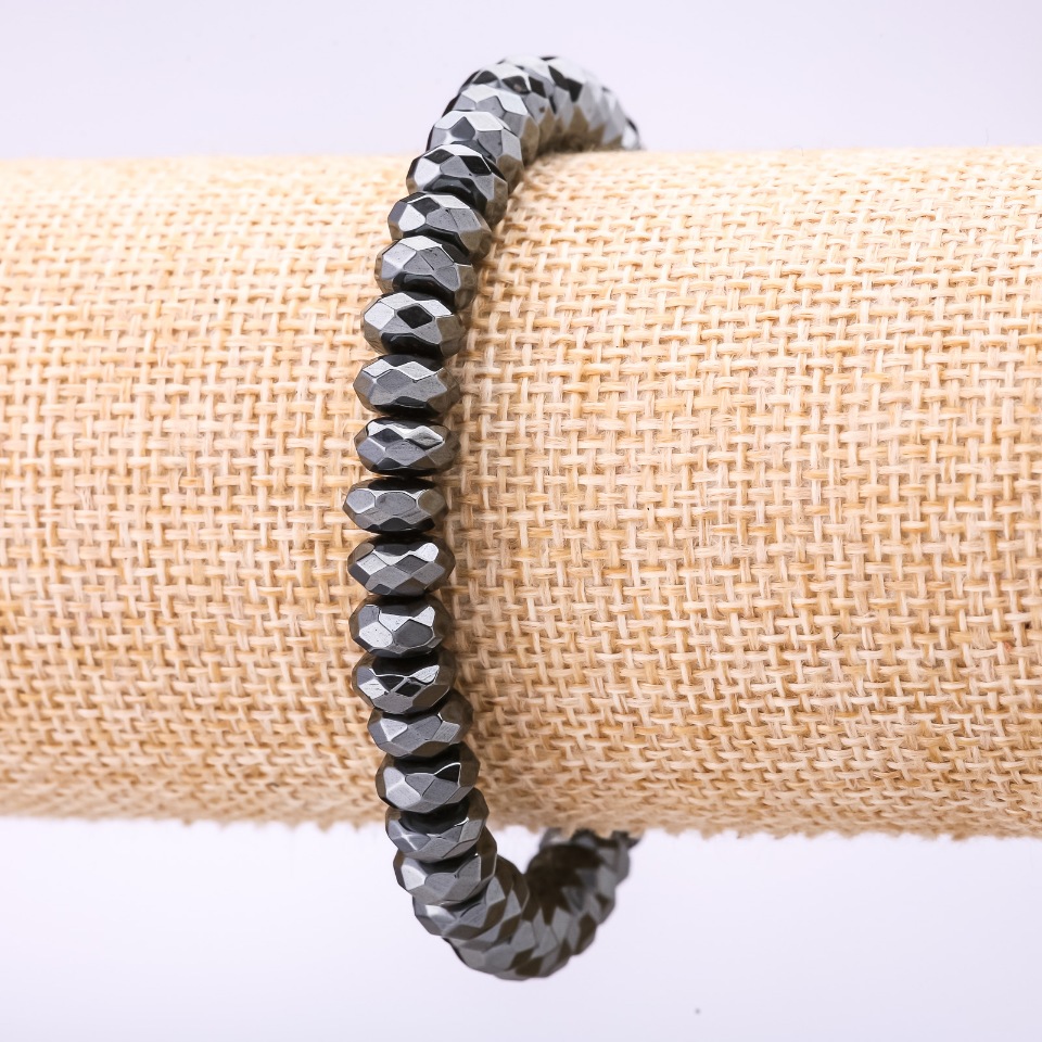Bransoletka z fasetowanego hematytu, rondel o średnicy 8×4 mm, długość 18 cm na elastycznej gumce
