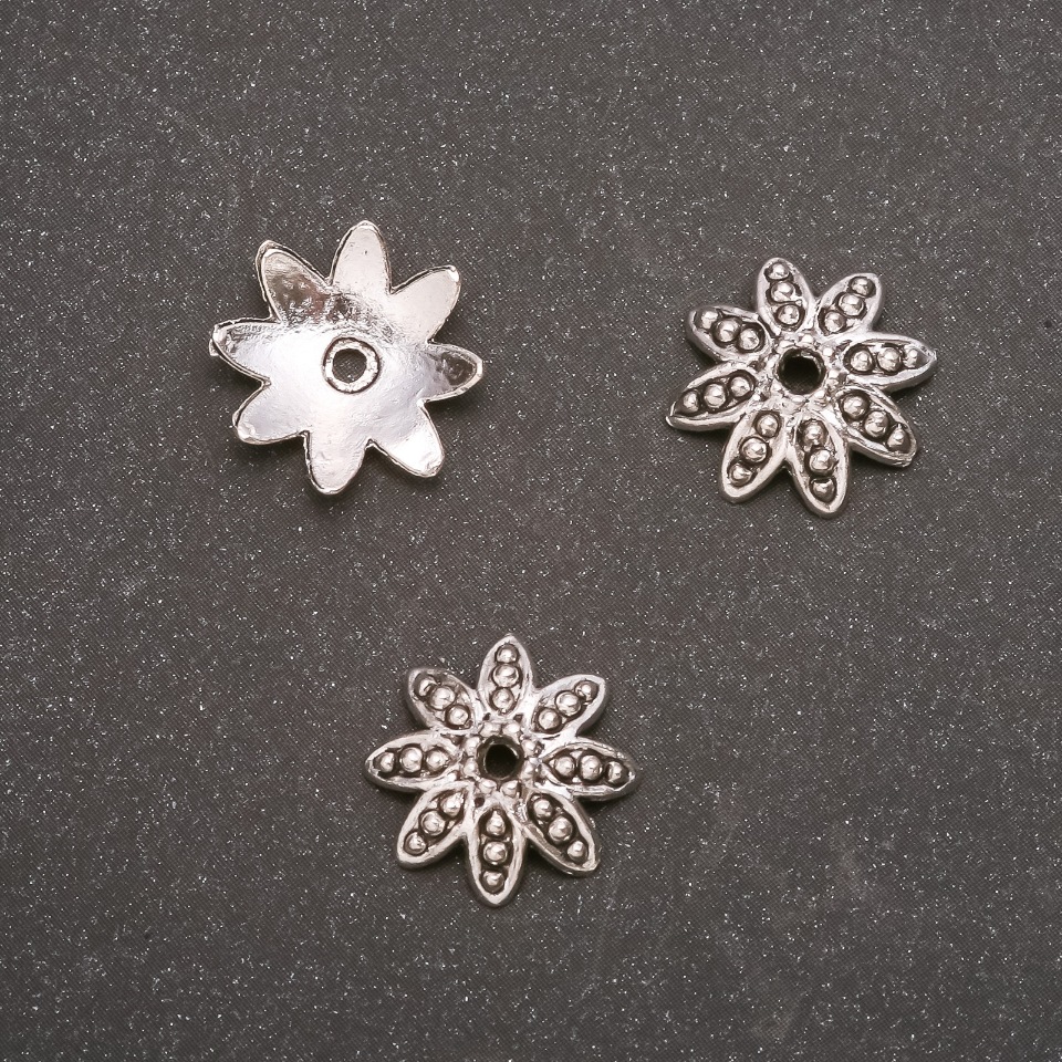 Końcówka do koralików z szarego metalu 14 mm, średnica wewnętrzna 2 mm, opakowanie 20 szt.