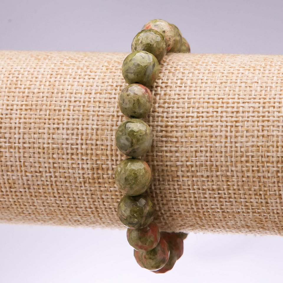 Bransoletka z naturalnego heliotropu — fasetowana kuleczka, średnica 10 mm, długość 18 cm na gumce