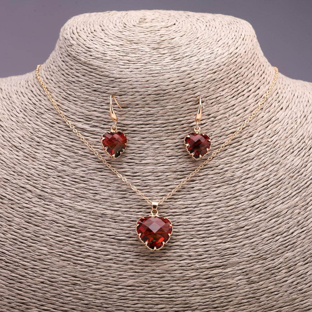 Zestaw „Serce” wielobarwny czerwono-zielony: wisiorek 19×16 mm i kolczyki 27×13 mm, długość 50 cm