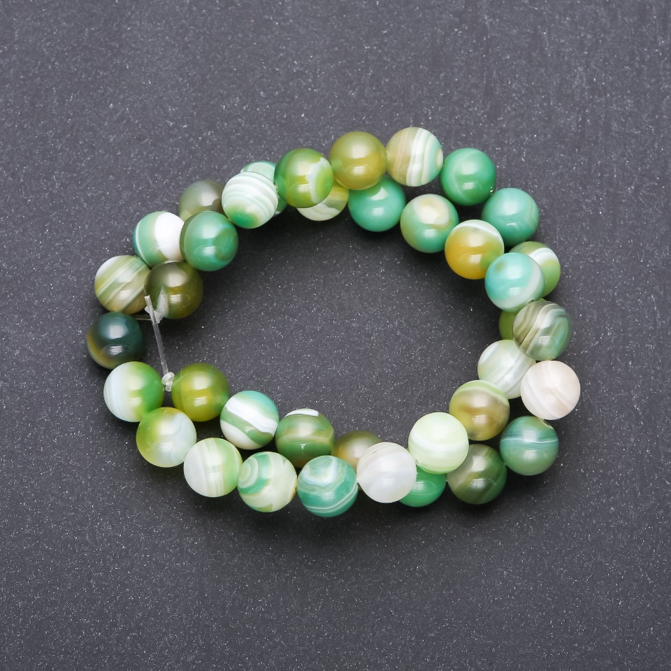 Koraliki agatowe gładkie kulki, średnica 10 mm, długość nici 38 cm