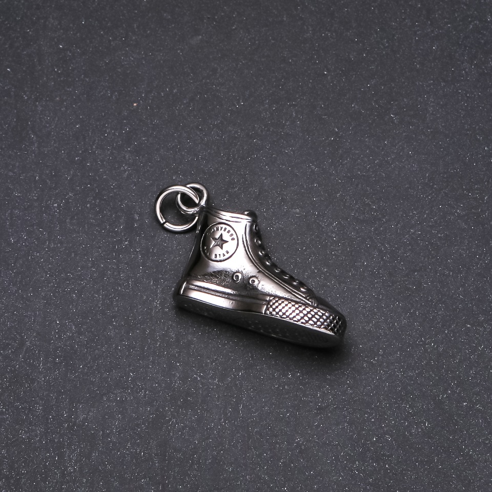 Wisiorek Cedr 23×33 mm