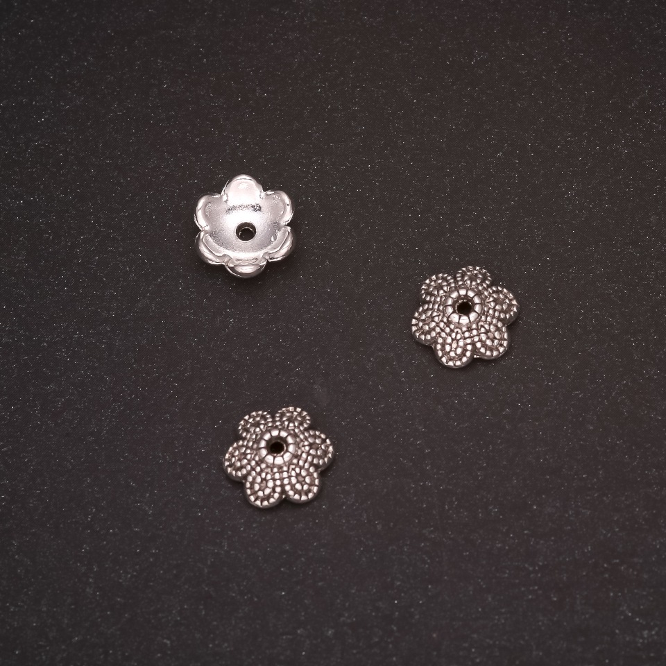 Końcówki do akcesoriów jubilerskich, średnica 10×4 mm, średnica wewnętrzna 1,5 mm, opakowanie 20 g ± 22 szt.