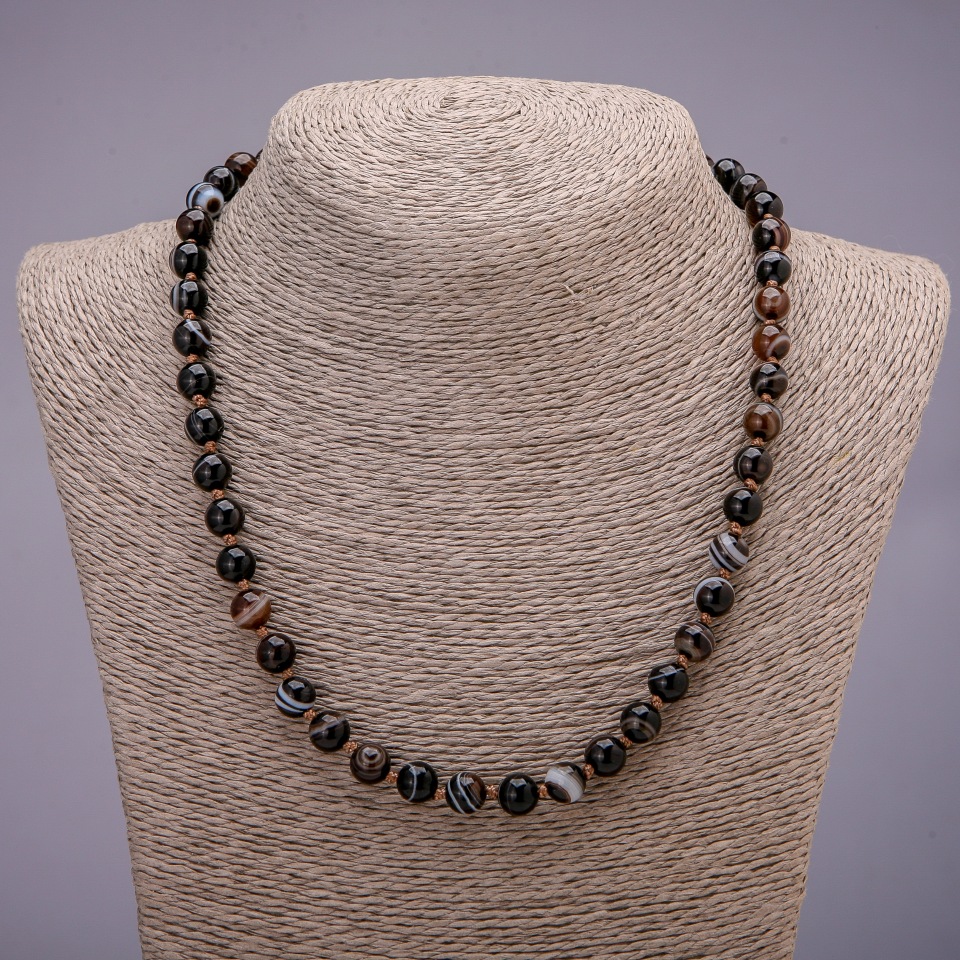 Naszyjnik z agatowych kulek gładkich, średnica 8 mm, długość 48 cm