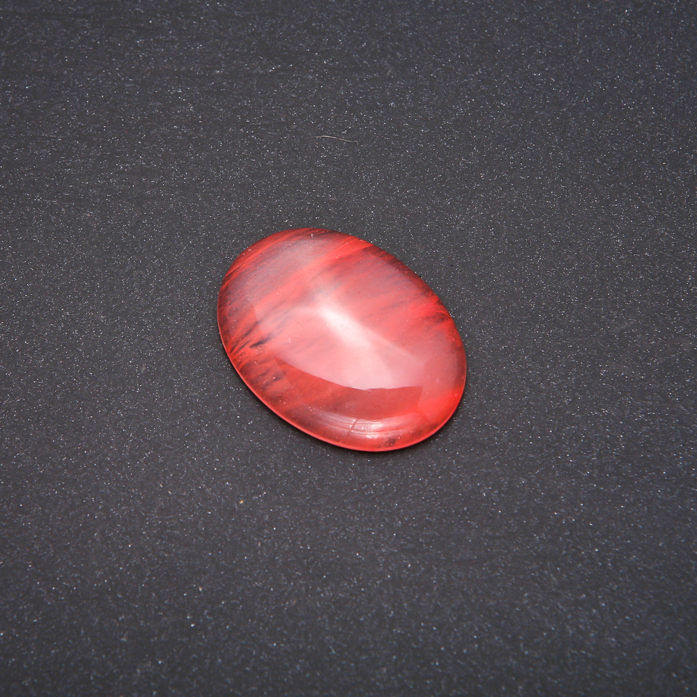 Kaboszon z chalcedonu 40×30 mm