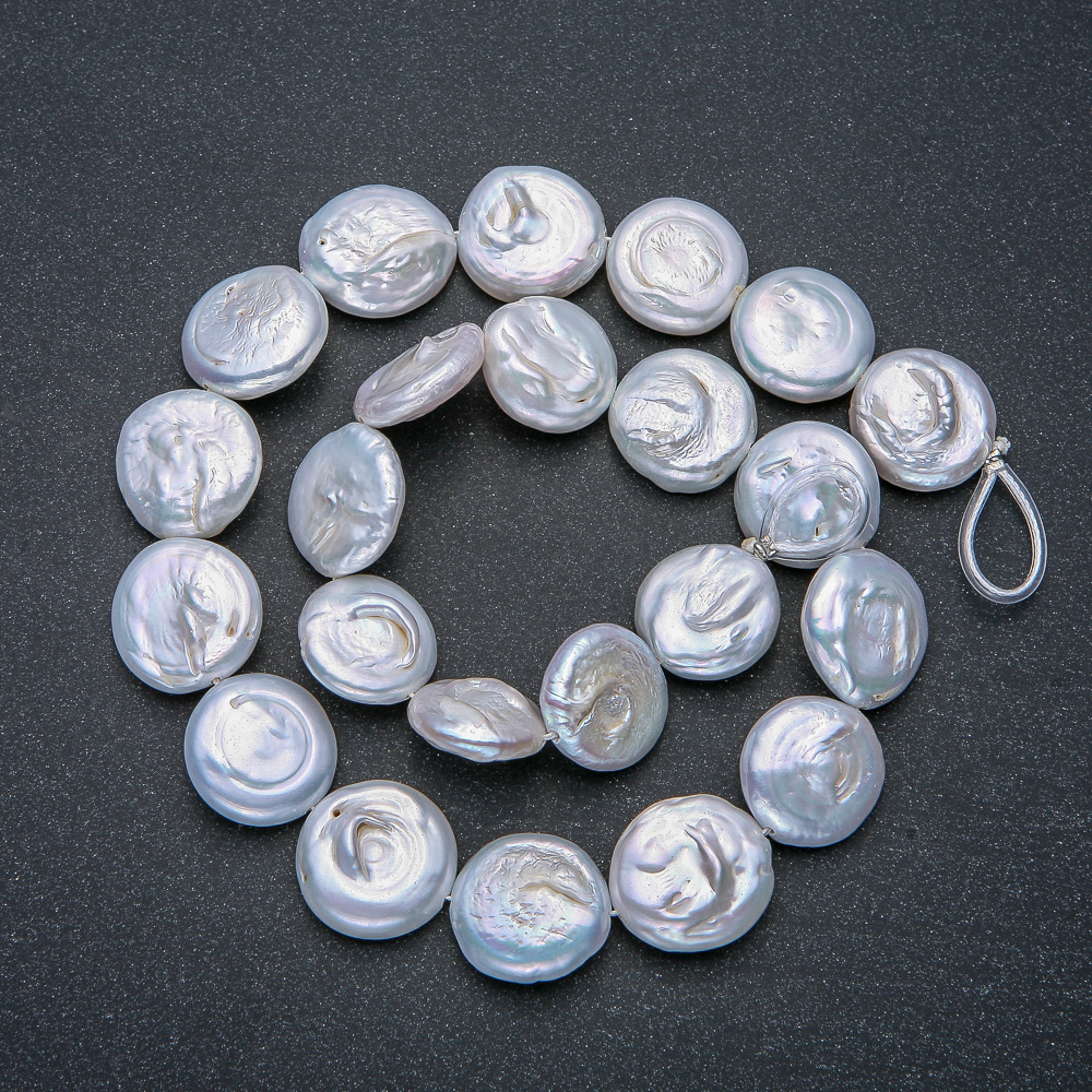 Nitka barokowych pereł, średnica 16 mm, długość 42 cm ± z benzynowym odcieniem