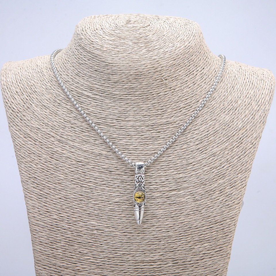 Wisiorek «Kula Oko Smoka» 45×10 mm na łańcuszku, długość 70 cm ± srebrzysty metal