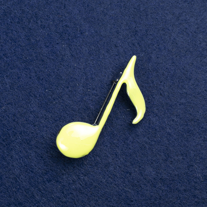 Broszka Nota srebrzysty metal i emalia 25×45 mm +