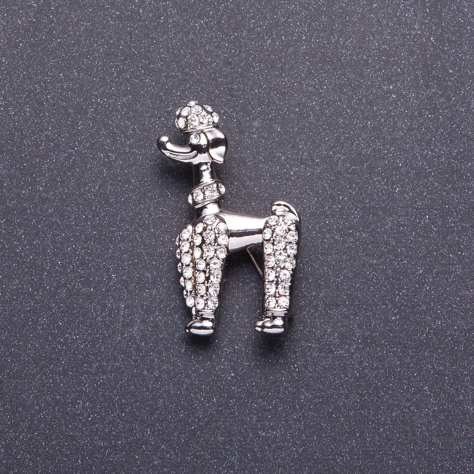 Broszka „Pudel królewski” kolor metalu srebrzysty 4×2,5 cm