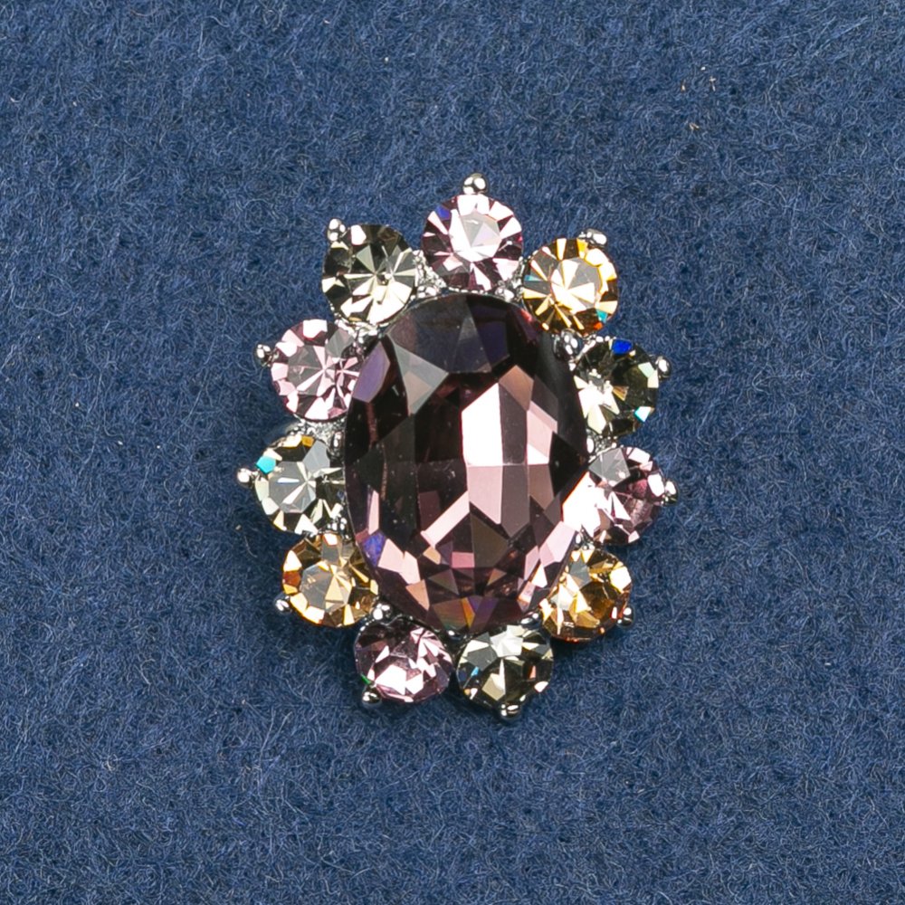 Broszka Akcent z kamieniem w kształcie marquise, kolor lawendowy i żółty, 30×24 mm, srebrzysty metal