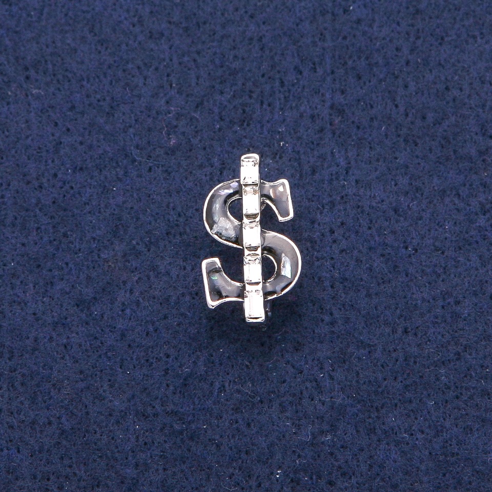 Broszka 'Dolar' z czarną emalią i haliozytem perłowym, białe kryształy, srebrzysty metal 12×21 mm