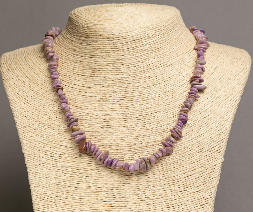 Naszyjnik z fosfosyderytu (sztuczny) drobinka 8×3 mm, długość 46–49 cm