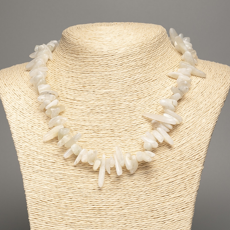 Naszyjnik z naturalnego kamienia adularu, drobina „igła”, średnica 18×5 mm, długość 48 cm +