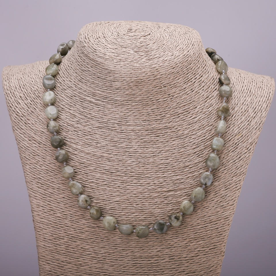 Naszyjnik z naturalnego labradorytu fasetowany, średnica 9×13 mm, długość 48 cm