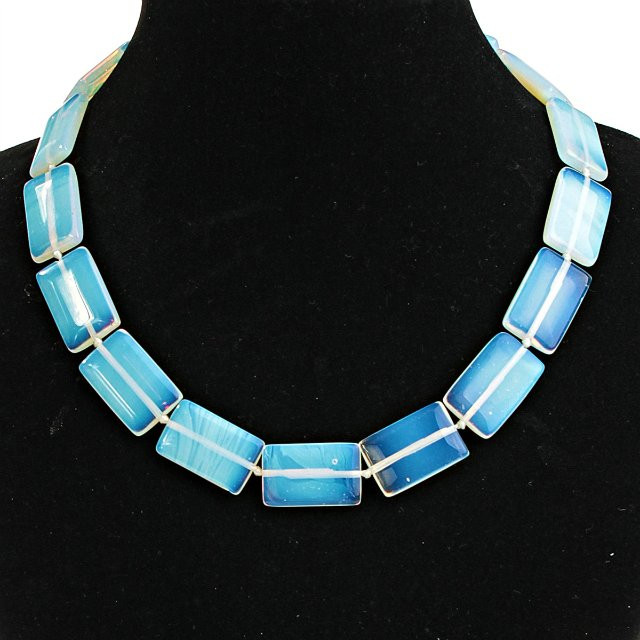 Naszyjnik z kamienia księżycowego prostokątny 18×26 mm, długość 47 cm