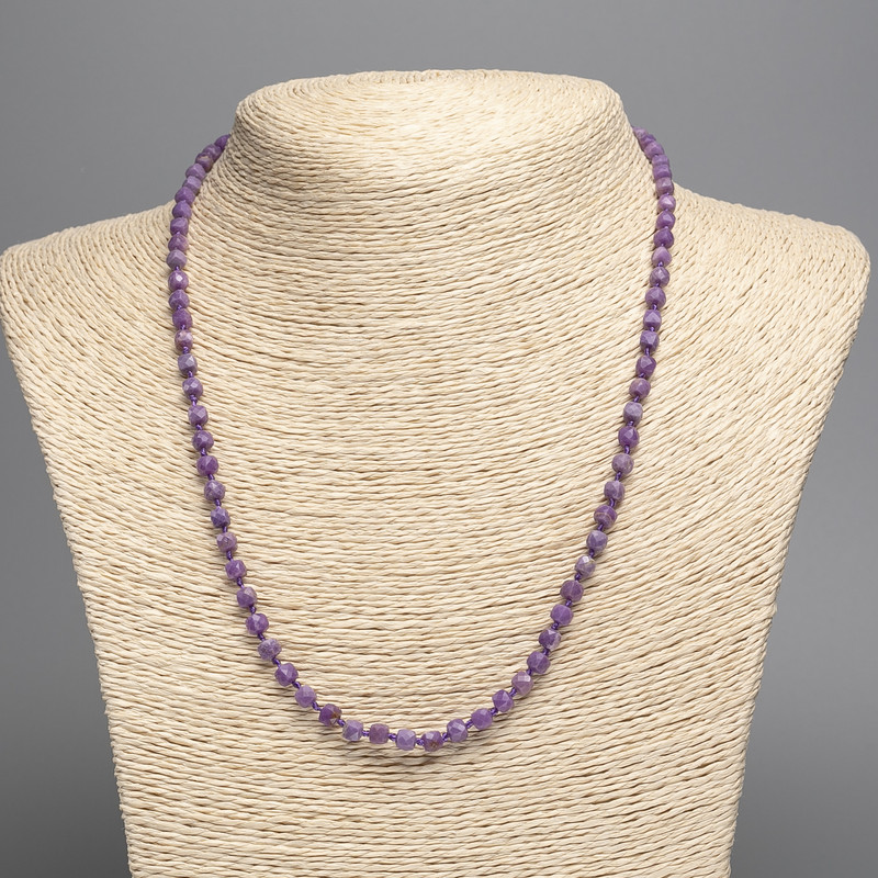 Naszyjnik z naturalnego kamienia fosfosyderyt fasetowany sześcian, o boku 4×4 mm, długość 48 cm +