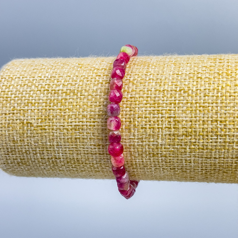 Bransoletka z polichromowego turmalinu, naturalny kamień, fasetowany sześcian, średnica 5×5 mm, długość 18 cm (elastyczna)