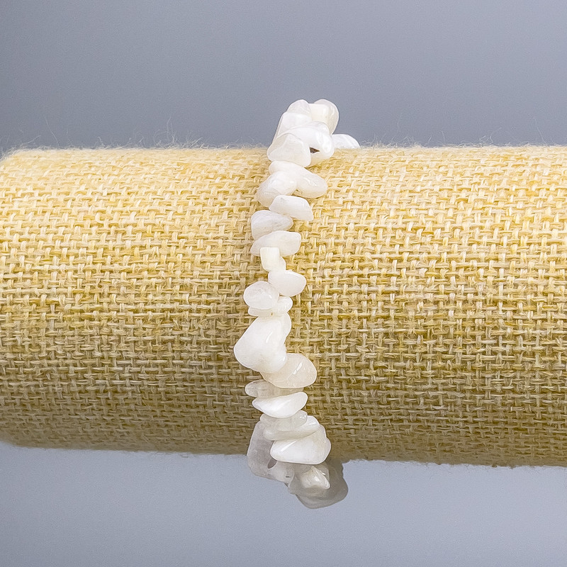 Bransoletka z adularu – drobinki, średnica 7×3 mm, długość 18 cm (rozciągliwa)