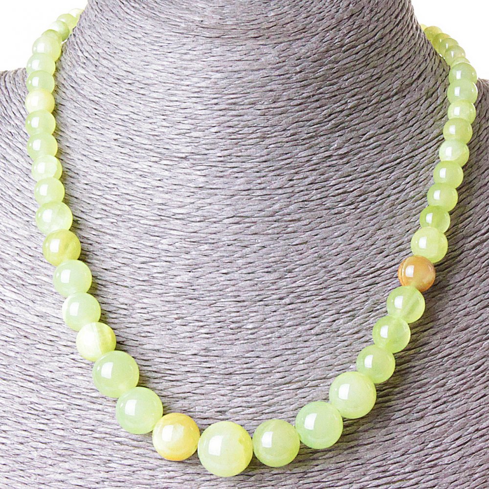 Naszyjnik z onyksu – kuleczki rosnące 6–14 mm, długość 47 cm bez węzła