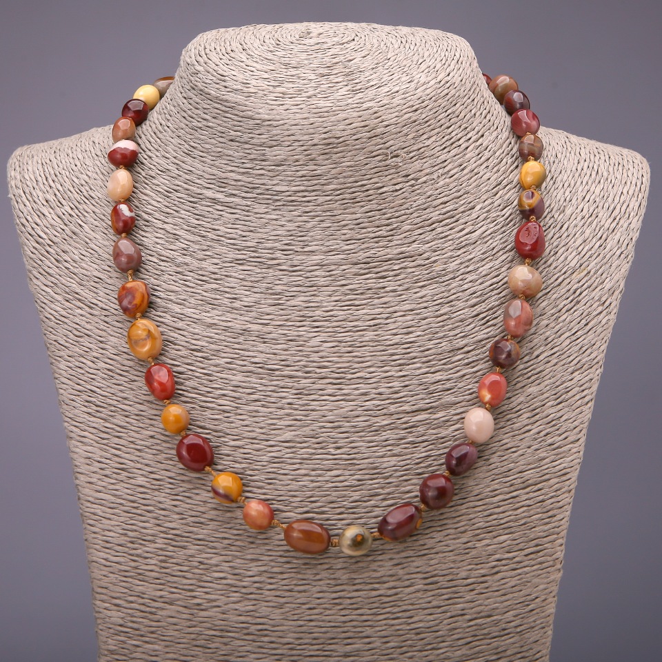 Naszyjnik z naturalnego kamienia Jaspis Mookaite – galetowy, średnica 8×10 mm, długość 48 cm
